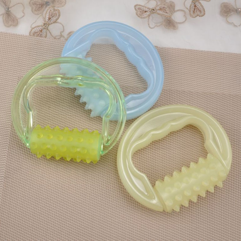 Quali sono i vantaggi di un pennello per massaggio in plastica?