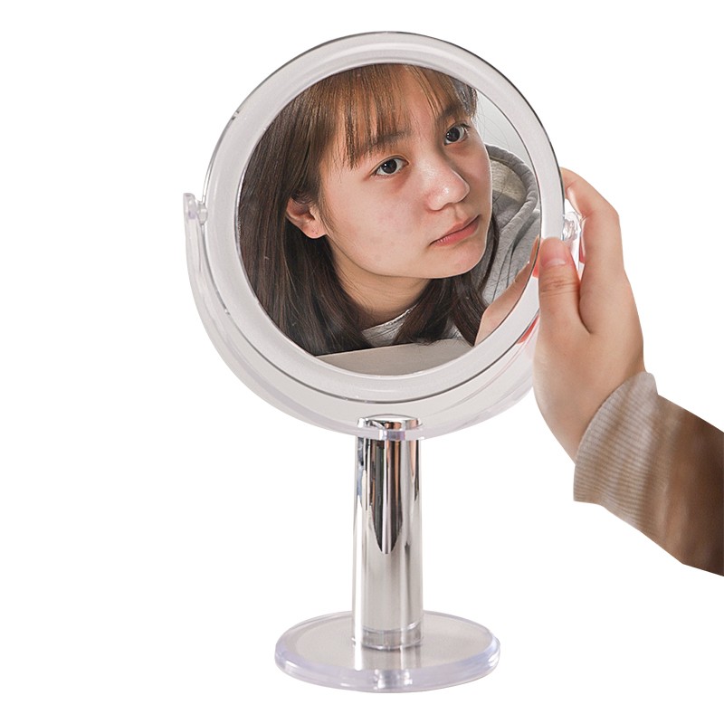 Perché uno specchio di ingrandimento a doppia faccia è un must-have